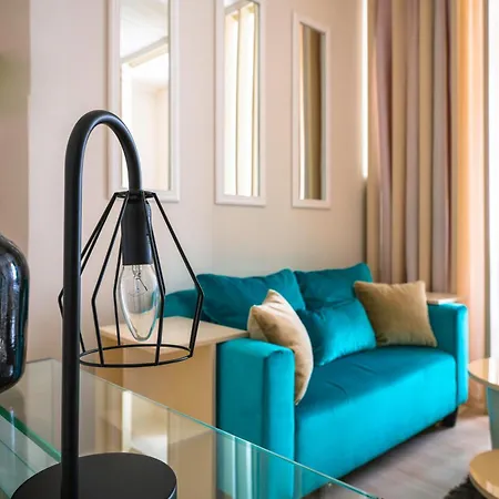 Bright Bohemian Studio With Prime Location София